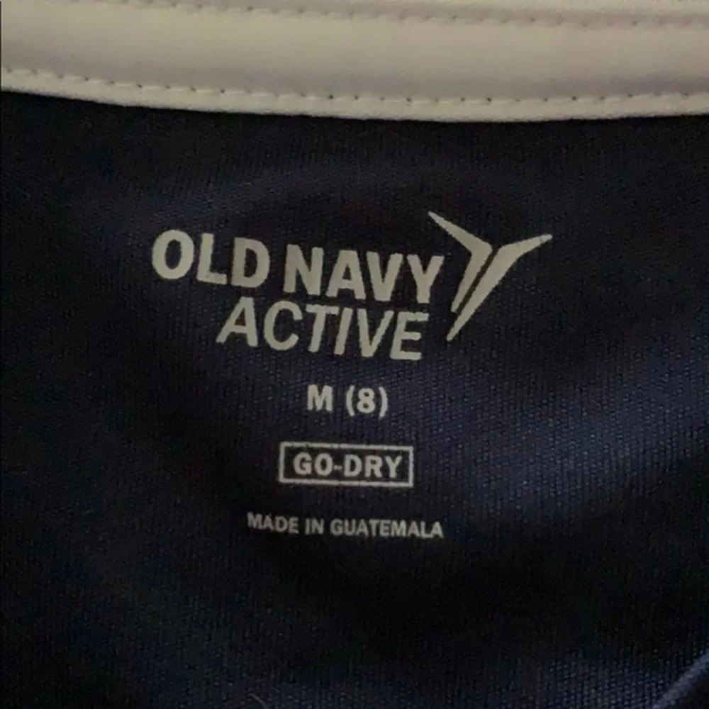 Old Navy Dry Tek type top size 8 Pre owned